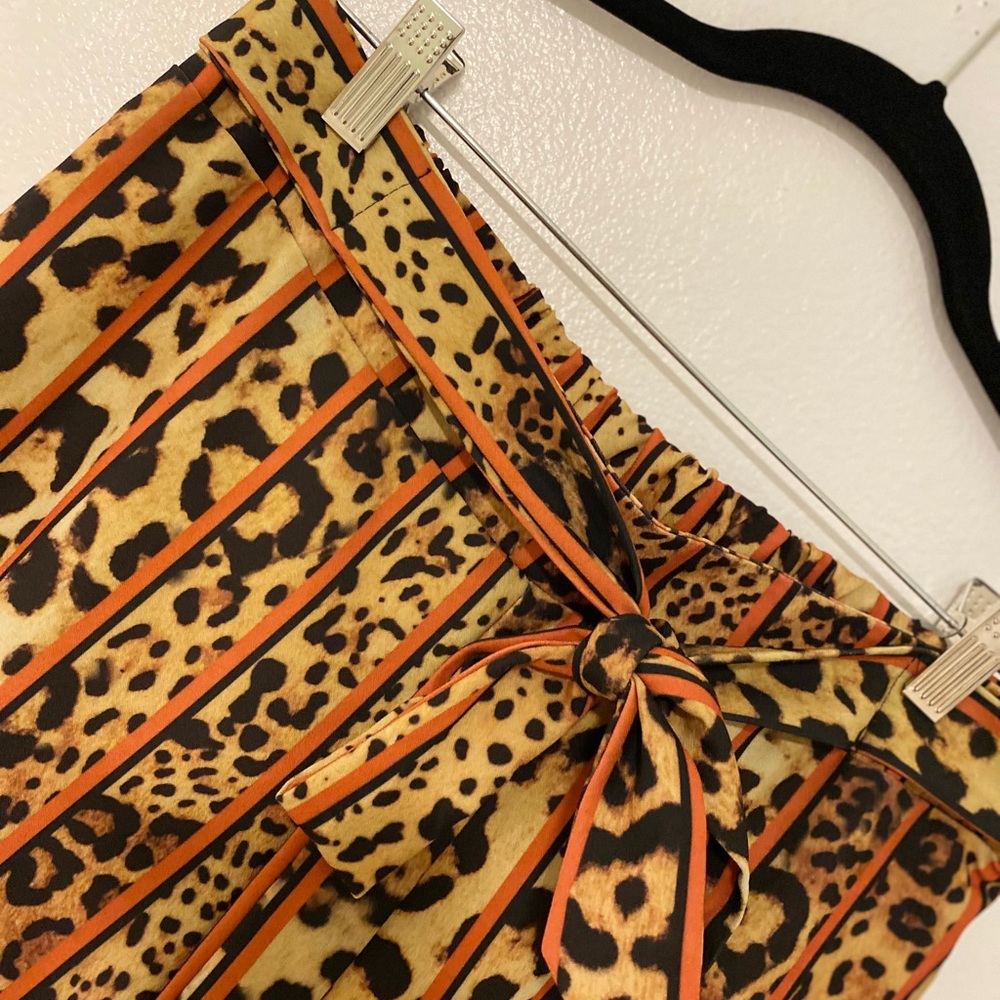 Pantalón - Picture 2 of 2